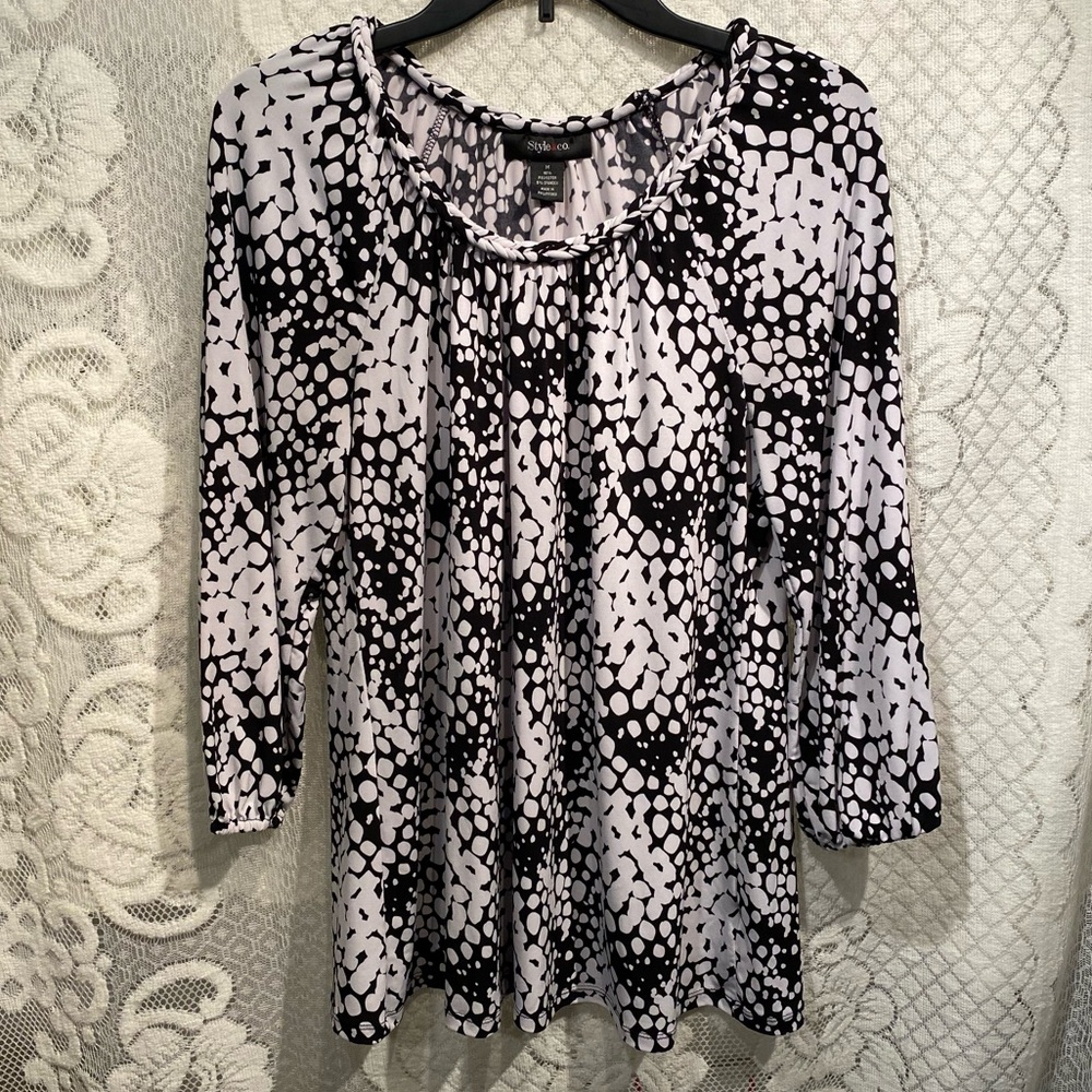 Women’s shirt